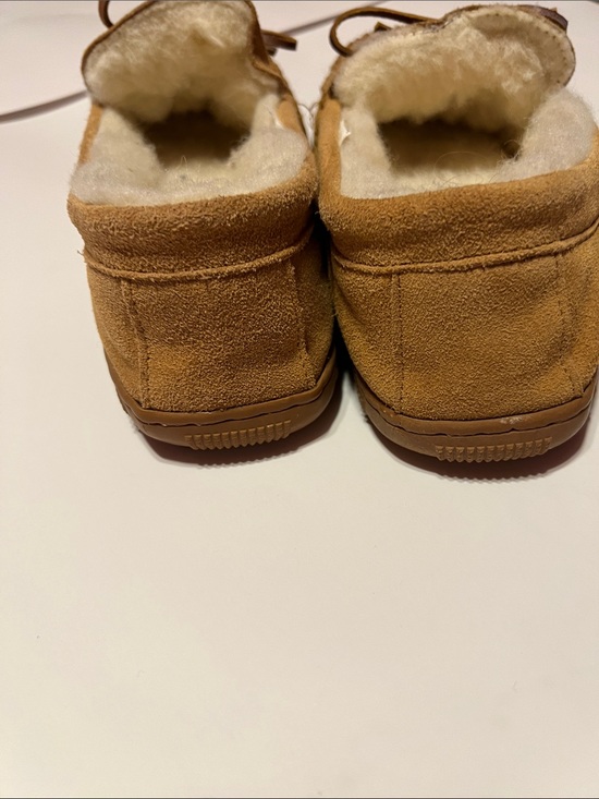 Plymouth Mocs Lined Tan Suede Moccasin Slippers for Men Size 10 main image 5